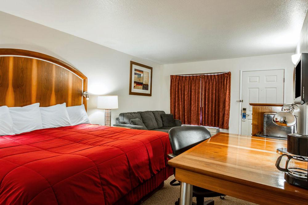 Sea Drift Inn Юрика Екстериор снимка