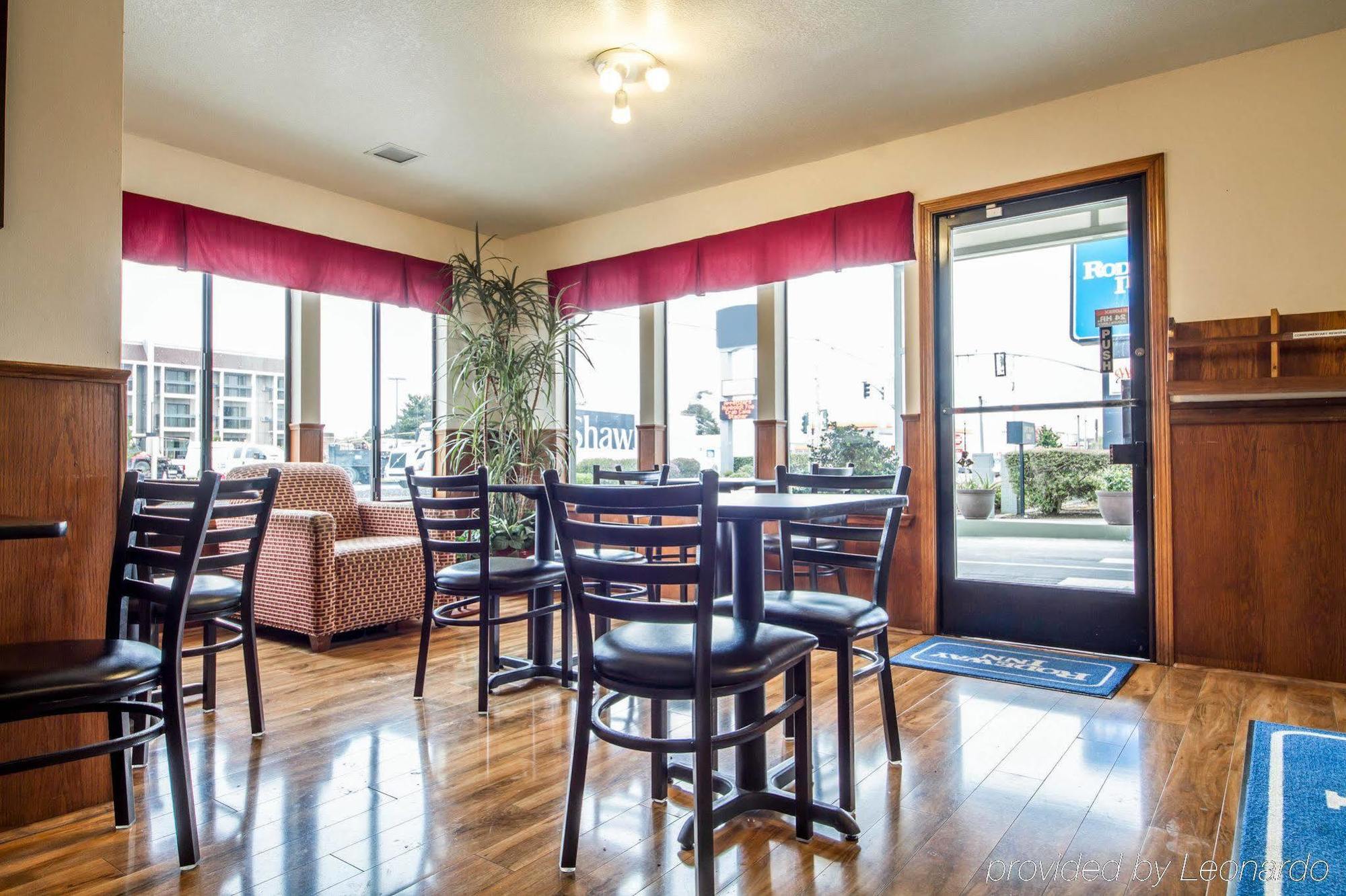 Sea Drift Inn Юрика Екстериор снимка