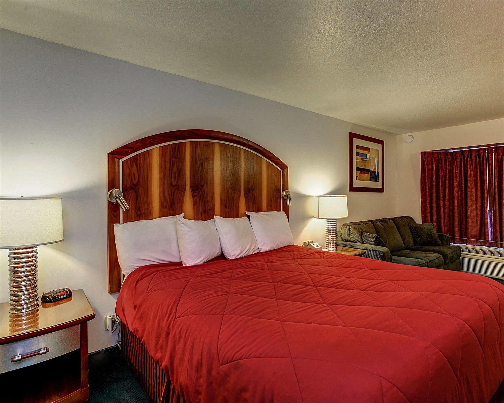 Sea Drift Inn Юрика Екстериор снимка