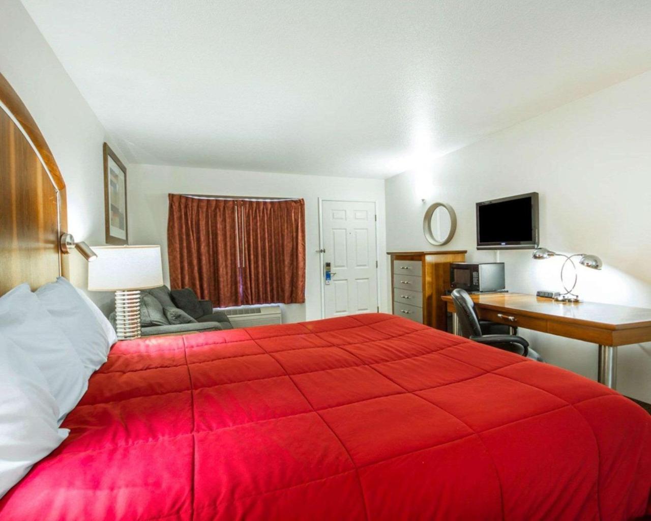 Sea Drift Inn Юрика Екстериор снимка